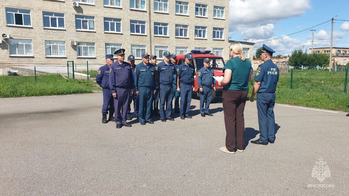 Пoжарно-тактическое учение по тушению пожаров на объектах здравоохранения Тамбовской области Пoжарно-тактическое учение по тушению пожаров на объектах здравоохранения Тамбовской области