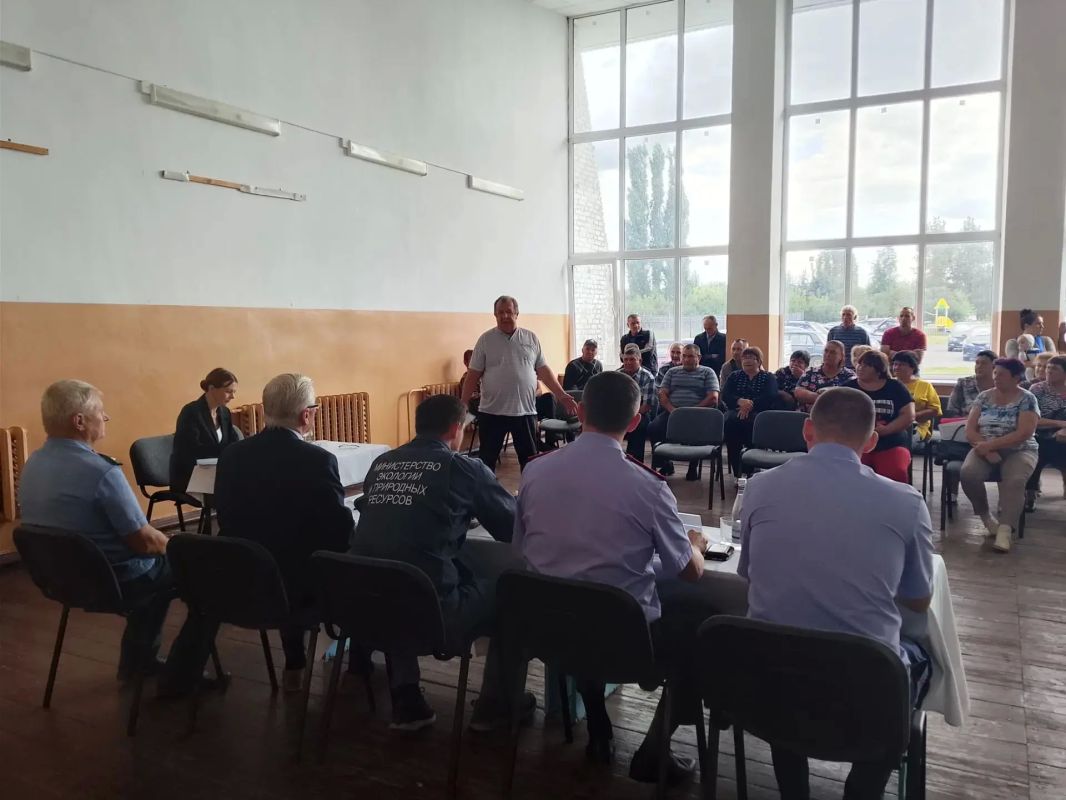 В Токаревском округе разбираются с незаконным складированием побочных продуктов животноводства В Токаревском округе разбираются с незаконным складированием побочных продуктов животноводства