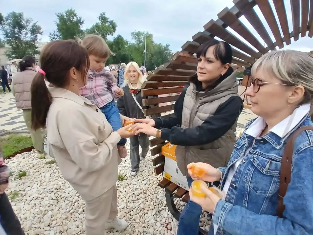 На девяти площадках в течение трёх дней тамбовчане будут отмечать Медовый Спас На девяти площадках в течение трёх дней тамбовчане будут отмечать Медовый Спас