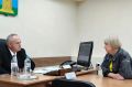 Ускорение ремонта и летнее кафе: Максим Косенков провел прием граждан