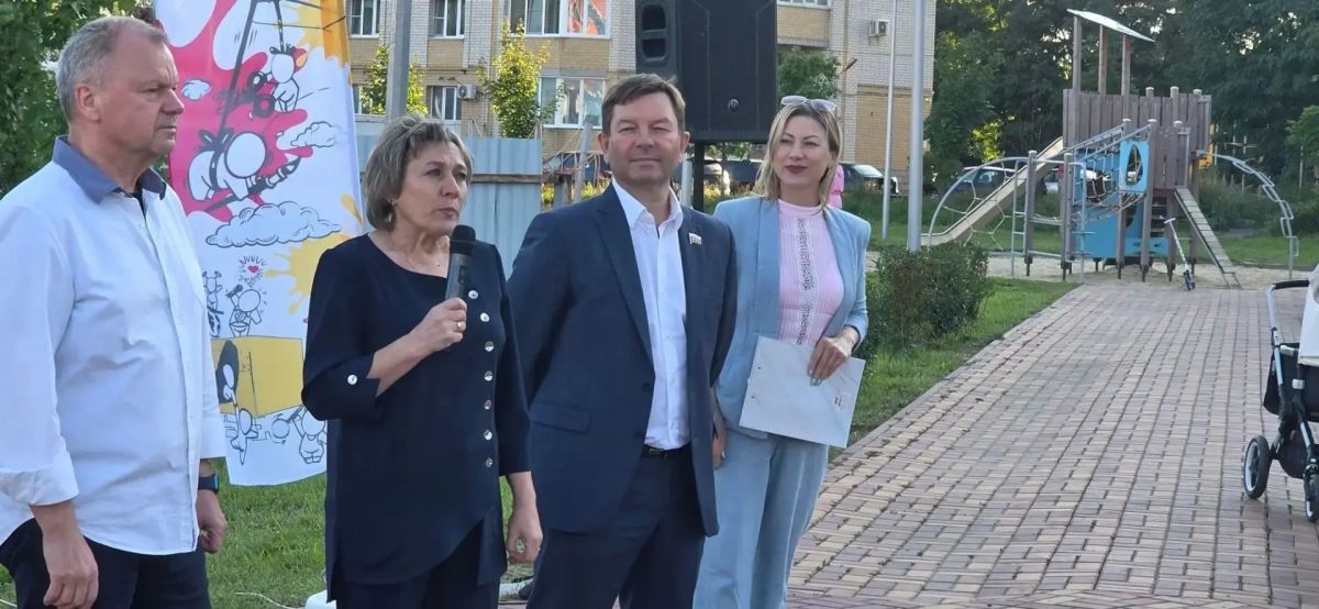 Несколько тысяч тамбовчан приняли участие в праздновании Великих Спасов Несколько тысяч тамбовчан приняли участие в праздновании Великих Спасов