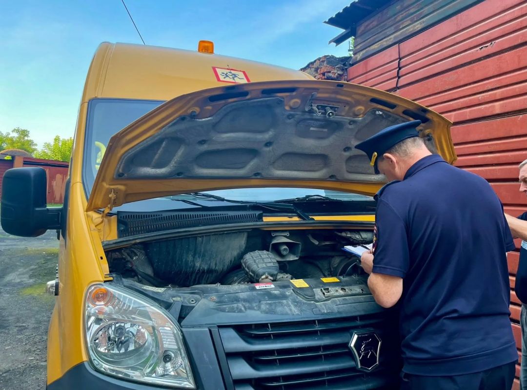 Безопасность детей — в приоритете: Госавтоинспекция проверила школьные автобусы Безопасность детей — в приоритете: Госавтоинспекция проверила школьные автобусы