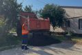 Дороги частного сектора на севере Тамбова отсыпают асфальтовой крошкой по просьбам жителей