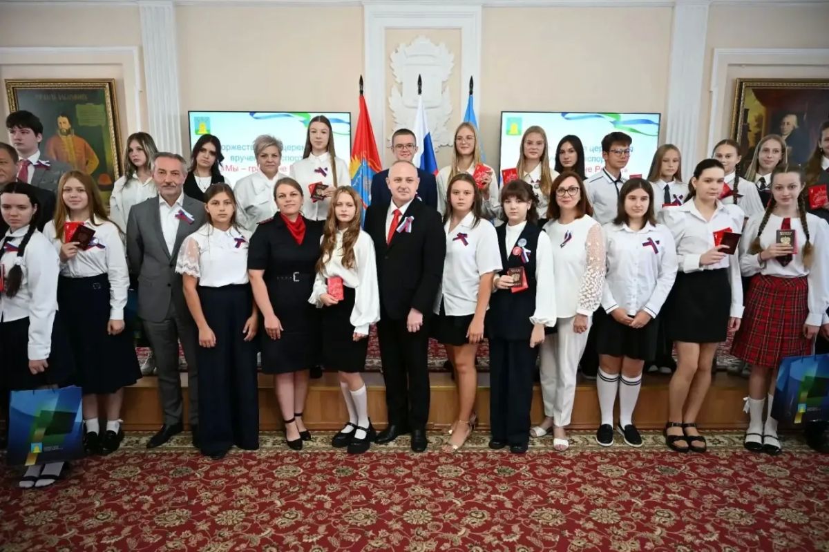 Максим Косенков: Сегодня День Государственного флага России Максим Косенков: Сегодня День Государственного флага России