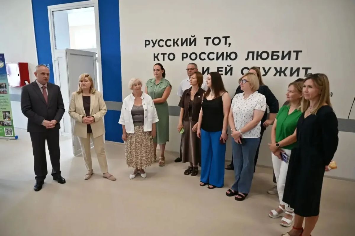 Максим Косенков: Сегодня вместе с депутатом Государственной Думы Тамарой Ивановной Фроловой и родительским комитетом лицея №21 проверили готовность первого корпуса, расположенного на улице Энгельса, к началу учебного года Максим Косенков: Сегодня вместе с депутатом Государственной Думы Тамарой Ивановной Фроловой и родительским комитетом лицея №21 проверили готовность первого корпуса, расположенного на улице Энгельса, к началу учебного года
