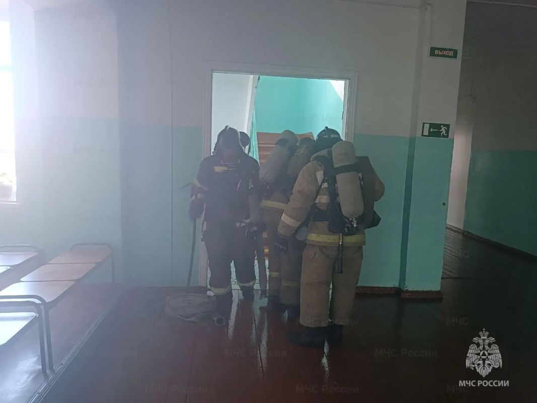 Пoжарно-тактическое учение по тушению пожара в Жердевской школе Пoжарно-тактическое учение по тушению пожара в Жердевской школе
