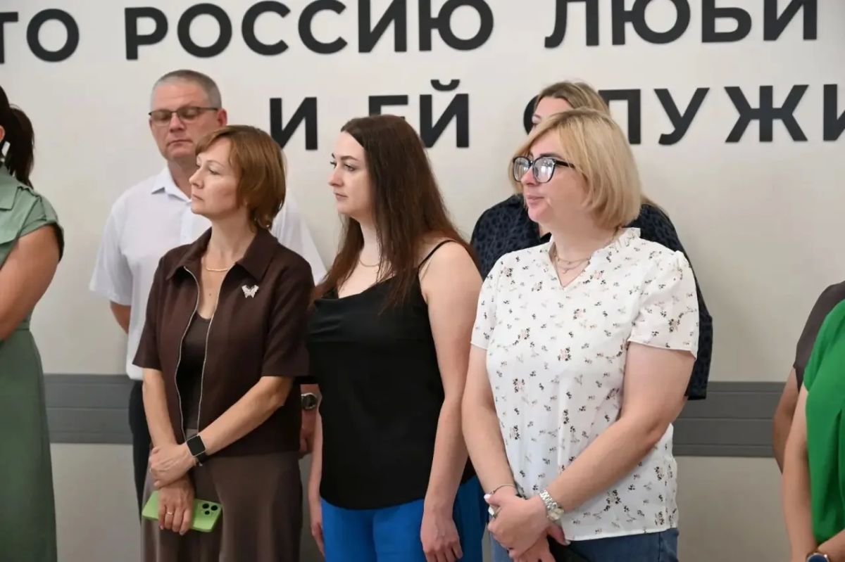 Максим Косенков: Сегодня вместе с депутатом Государственной Думы Тамарой Ивановной Фроловой и родительским комитетом лицея №21 проверили готовность первого корпуса, расположенного на улице Энгельса, к началу учебного года Максим Косенков: Сегодня вместе с депутатом Государственной Думы Тамарой Ивановной Фроловой и родительским комитетом лицея №21 проверили готовность первого корпуса, расположенного на улице Энгельса, к началу учебного года