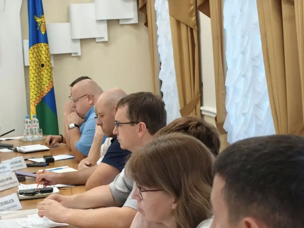 Максим Косенков: Провёл рабочее совещание по вопросам подготовки служб городского хозяйства к предстоящему осенне-зимнему периоду Максим Косенков: Провёл рабочее совещание по вопросам подготовки служб городского хозяйства к предстоящему осенне-зимнему периоду