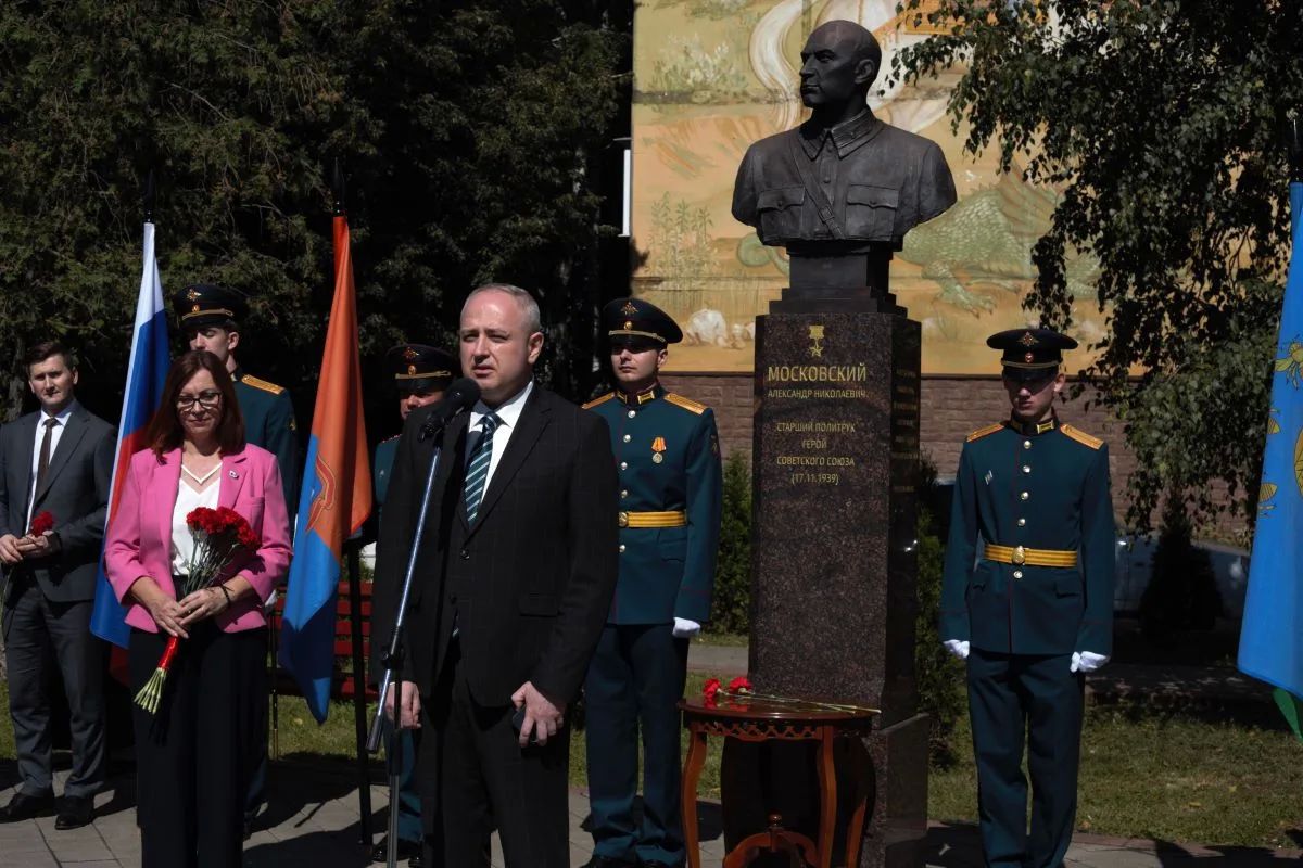 В Тамбове на улице Комиссара Московского прошел военно-исторический праздник В Тамбове на улице Комиссара Московского прошел военно-исторический праздник
