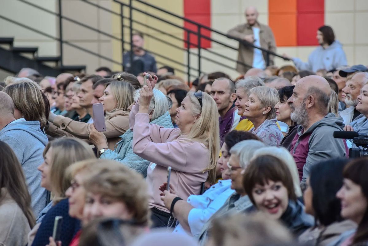 В минувшие выходные во внутреннем дворе Учебного театра ТГУ имени Г. Р. Державина состоялся концерт «Киномюзикл в стиле джаз» в рамках летнего фестиваля «Лето В минувшие выходные во внутреннем дворе Учебного театра ТГУ имени Г. Р. Державина состоялся концерт «Киномюзикл в стиле джаз» в рамках летнего фестиваля «Лето