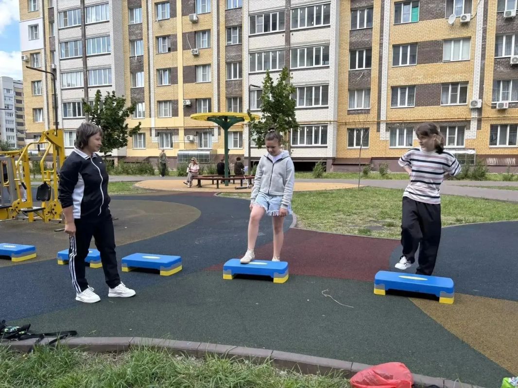 В Тамбове более тысячи детей приняли участие в программах проекта «Лето во дворе» В Тамбове более тысячи детей приняли участие в программах проекта «Лето во дворе»