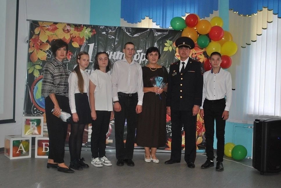 День знаний в подшефном детском доме