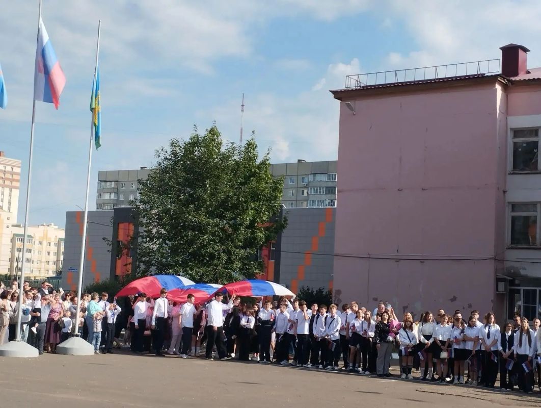Первый звонок прозвенел в школах Тамбовской области! Первый звонок прозвенел в школах Тамбовской области!
