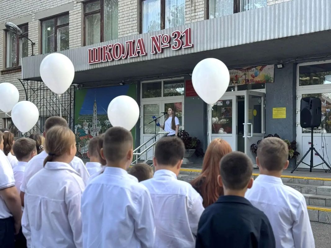 Вместе — против террора. В образовательных организациях Тамбовской области прошли мероприятия, приуроченные ко Дню солидарности в борьбе с терроризмом Вместе — против террора. В образовательных организациях Тамбовской области прошли мероприятия, приуроченные ко Дню солидарности в борьбе с терроризмом
