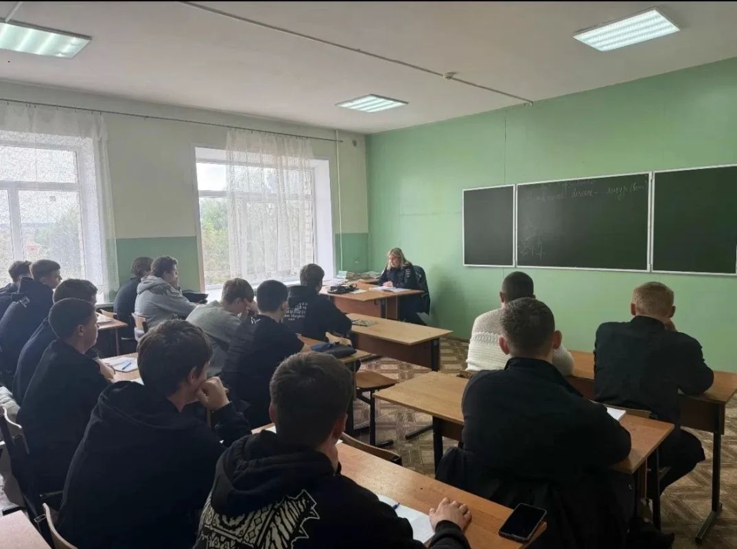 В Жердевском колледже прошла профилактическая встреча В Жердевском колледже прошла профилактическая встреча