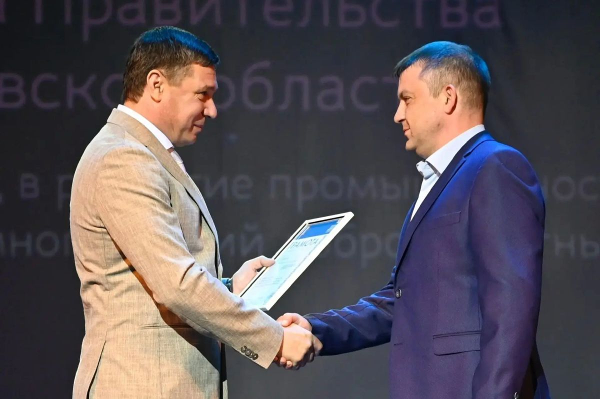 Глава Тамбовской области Евгений Первышов посетил Мичуринский локомотиворемонтный завод «Милорем» Глава Тамбовской области Евгений Первышов посетил Мичуринский локомотиворемонтный завод «Милорем»