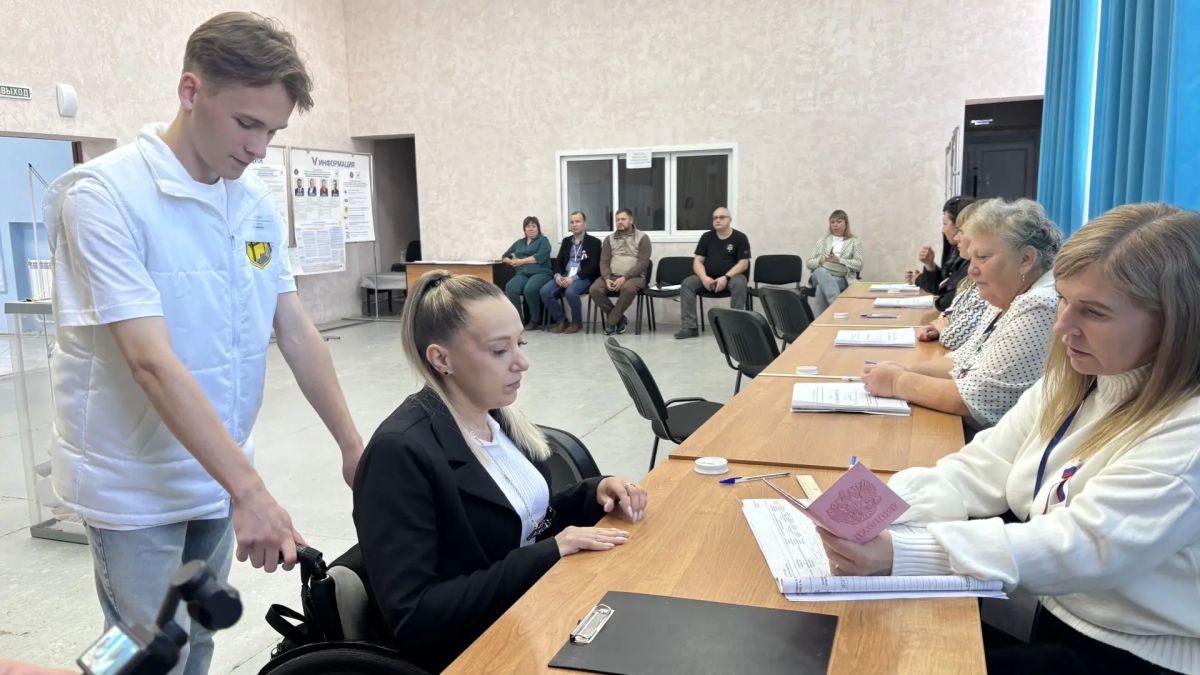Танец, спорт и гражданский долг: серебряный призер Кубка России 2026 года Наталия Чепурнова проголосовала на выборах Танец, спорт и гражданский долг: серебряный призер Кубка России 2026 года Наталия Чепурнова проголосовала на выборах