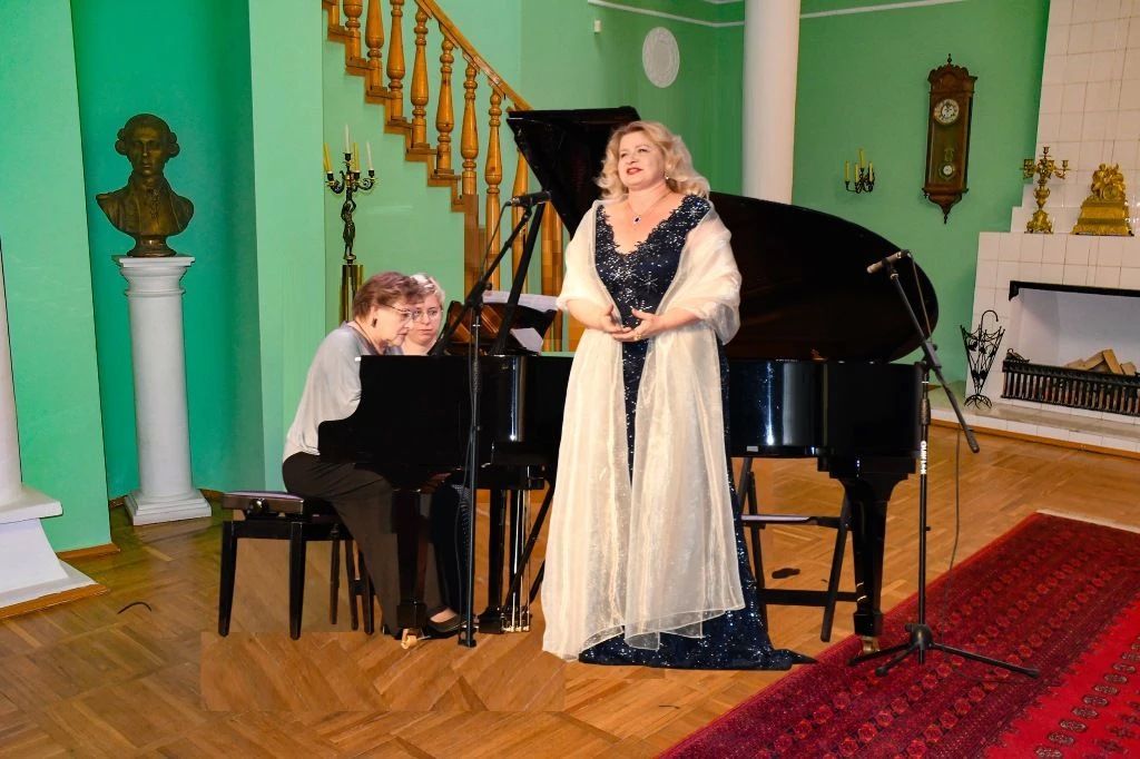В ближайшую субботу, 19 сентября, в Музее-заповеднике С.В. Рахманинова «Ивановка» состоится концерт «П.И. Чайковский. Избранные романсы и дуэты»