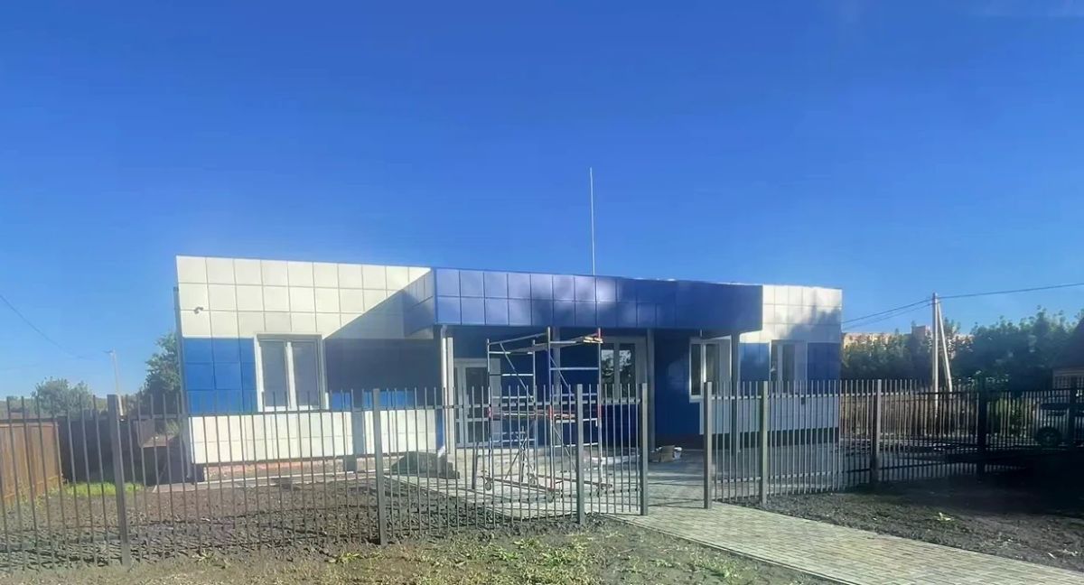 В селе Ивановка Сампурского округа завершают строительство центра врача общей практики В селе Ивановка Сампурского округа завершают строительство центра врача общей практики