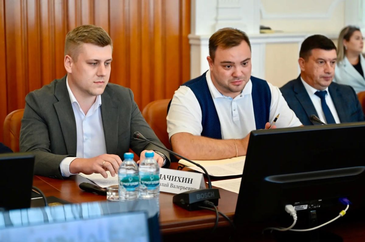 18 сентября глава Тамбовской области Евгений Первышов принял участие в заседании межведомственного совета по взаимодействию с Общероссийским общественно-государственным движением детей и молодёжи «Движение первых», которое... 18 сентября глава Тамбовской области Евгений Первышов принял участие в заседании межведомственного совета по взаимодействию с Общероссийским общественно-государственным движением детей и молодёжи «Движение первых», которое...