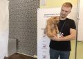Кот Рыжик, который каждый день провожал хозяев на адресное информирование избирателей, сегодня и сам пришел на выборы