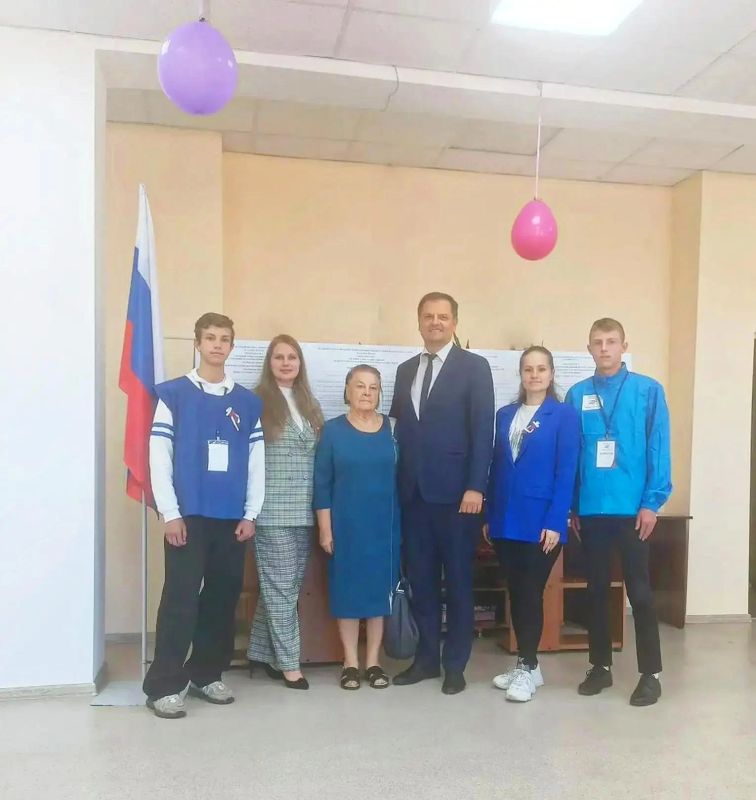 С заботой о людях на избирательных участках организована работа волонтеров С заботой о людях на избирательных участках организована работа волонтеров