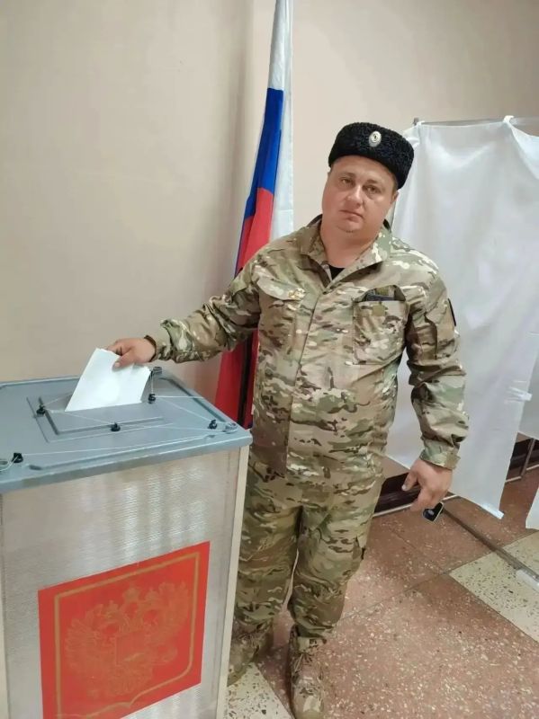 Тамбовские казаки на страже порядка в дни голосования Тамбовские казаки на страже порядка в дни голосования