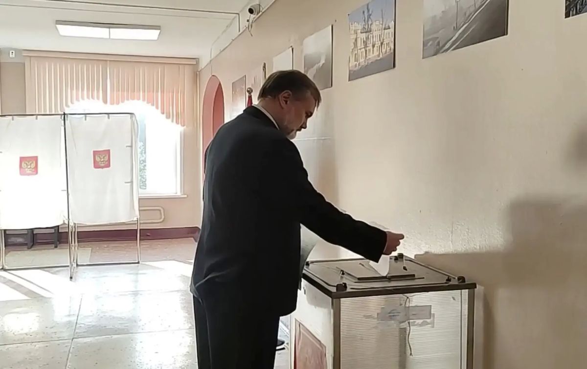 Кандидаты в Госдуму от Тамбовской области приняли участие в голосовании Кандидаты в Госдуму от Тамбовской области приняли участие в голосовании