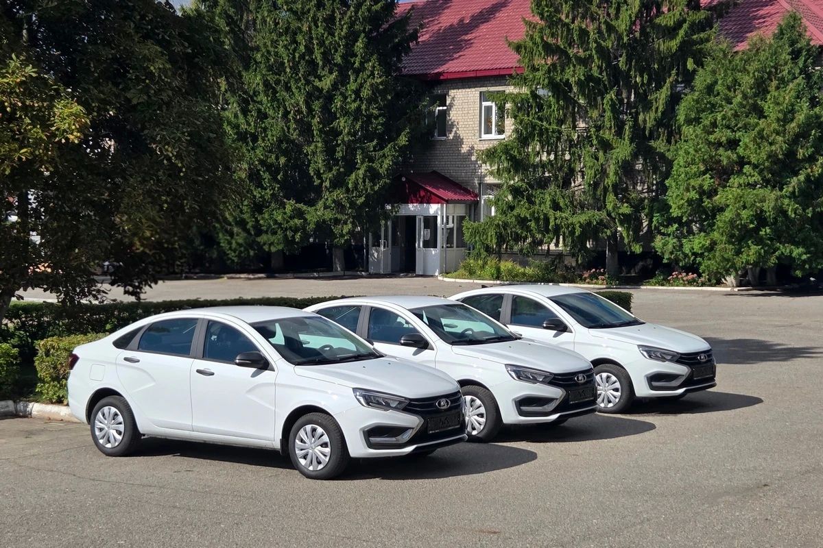 Автопарк регионального УФСИН пополнился тремя новыми машинами