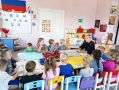 Инспектор Госавтоинспекции в гостях у детского сада «Белоснежка»: как прошла неделя безопасности