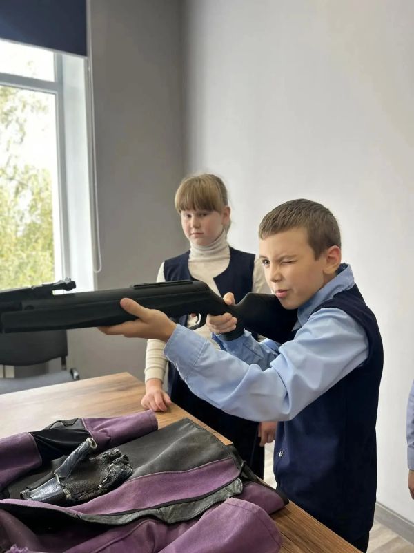 Спортшкола олимпийского резерва №1 приглашает сделать шаг навстречу большому спорту Спортшкола олимпийского резерва №1 приглашает сделать шаг навстречу большому спорту