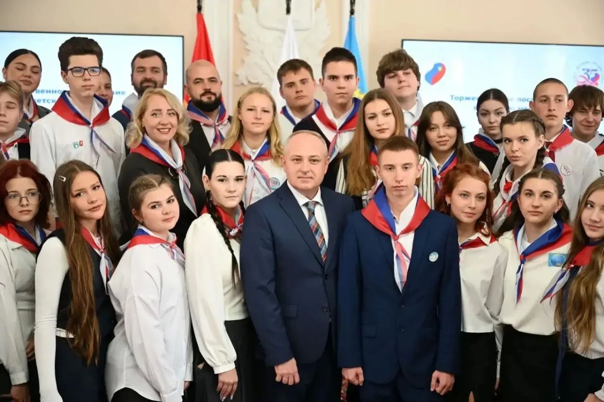 Максим Косенков: Ещё в начале 90-х годов в нашем городе было положено начало становлению не только местного самоуправления, но и детского, школьного самоуправления Максим Косенков: Ещё в начале 90-х годов в нашем городе было положено начало становлению не только местного самоуправления, но и детского, школьного самоуправления
