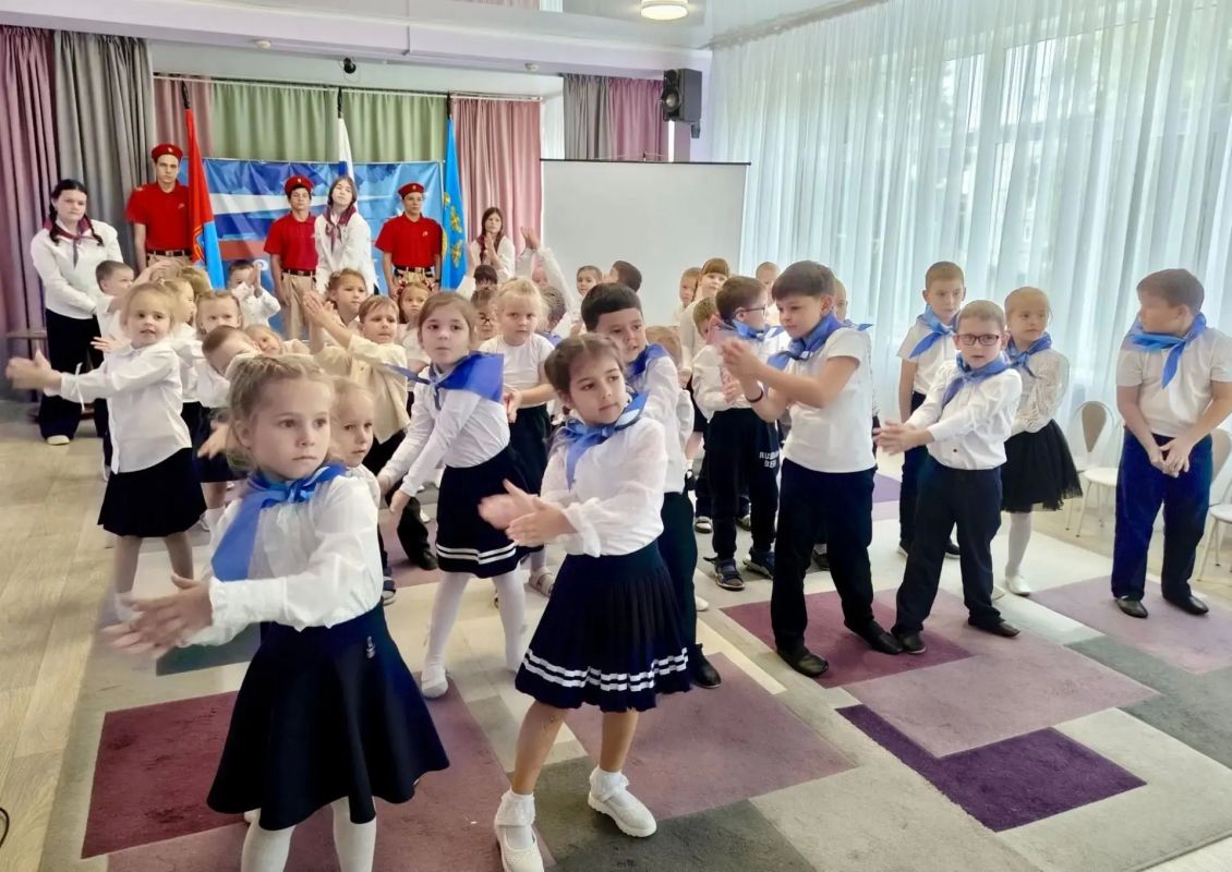 Воспитанников детских садов Тамбовской области принимают в дружную семью «Орлят-дошколят» Воспитанников детских садов Тамбовской области принимают в дружную семью «Орлят-дошколят»