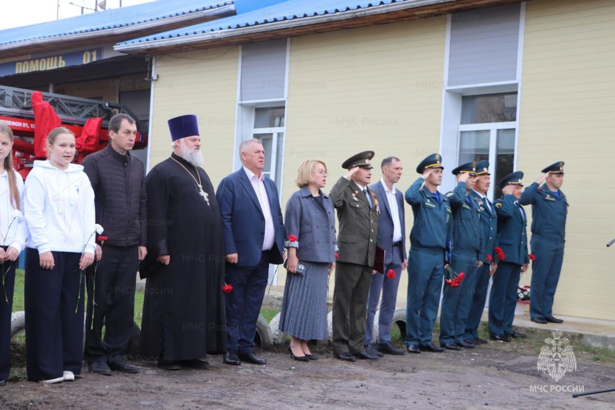 В Рассказовском округе открыли мемориал и передали уникальный устав XIX века В Рассказовском округе открыли мемориал и передали уникальный устав XIX века