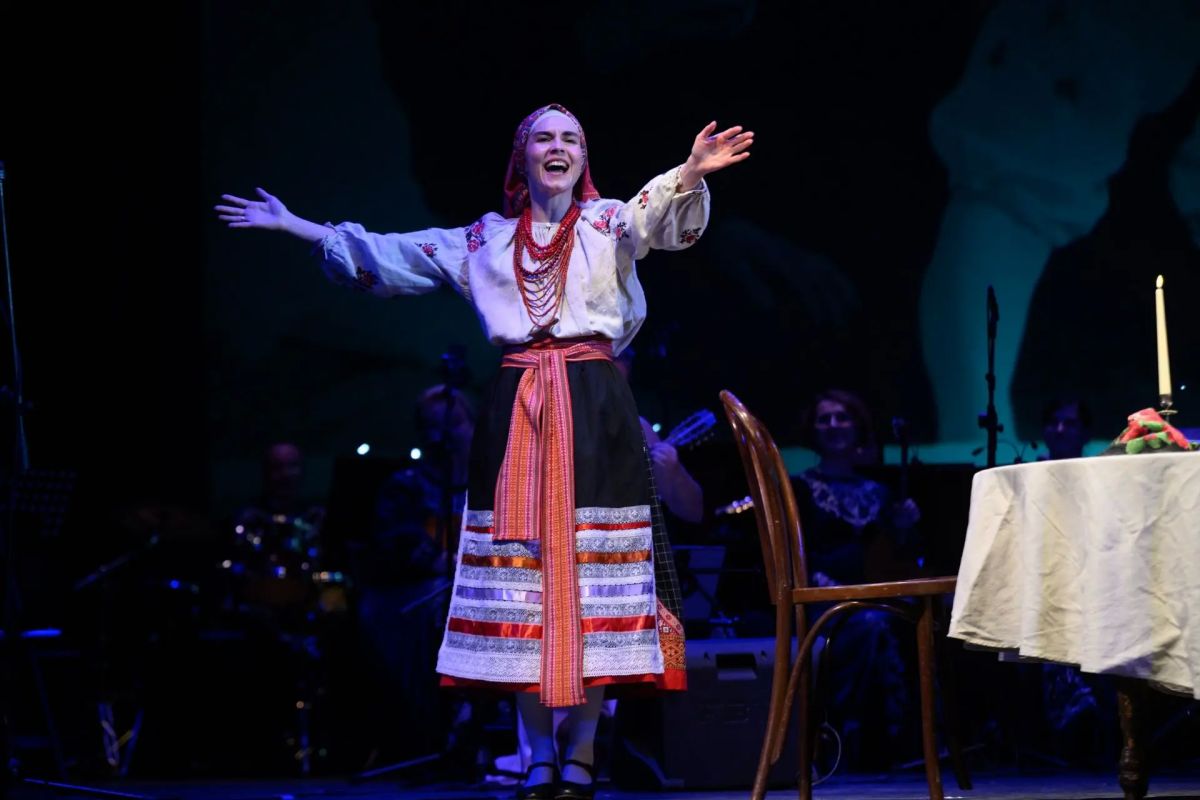 Вчера, 29 сентября, в рамках Всероссийского фестиваля «Прима Домра» состоялся масштабный авторский театральный вечер народного артиста России, композитора Александра Чайковского Вчера, 29 сентября, в рамках Всероссийского фестиваля «Прима Домра» состоялся масштабный авторский театральный вечер народного артиста России, композитора Александра Чайковского