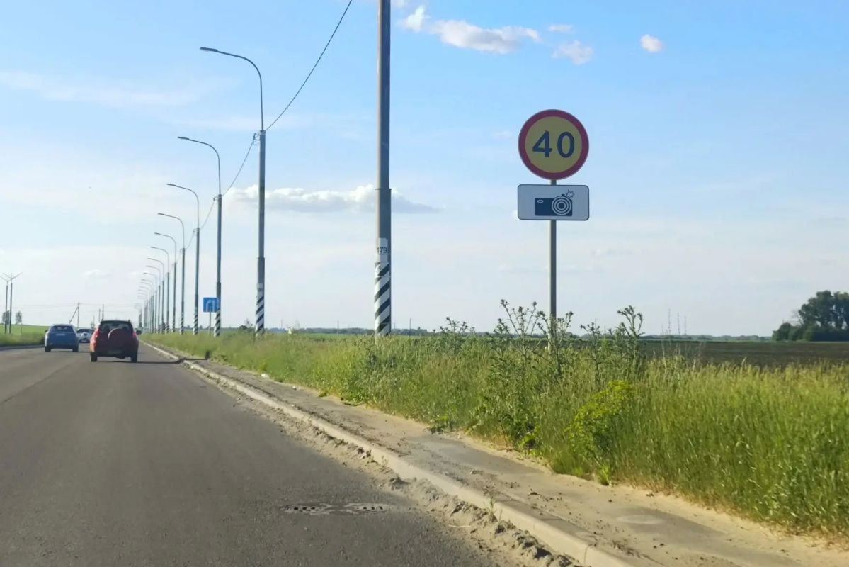 В 2026 году на трассах региона установили более 30 муляжей комплексов фотовидеофиксации