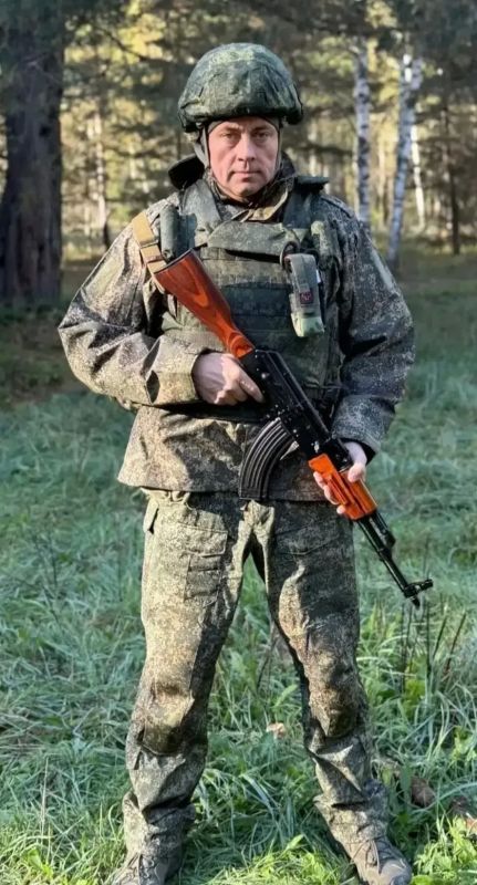 Глава Мичуринска Максим Харников отправился на сборы отряда БАРС