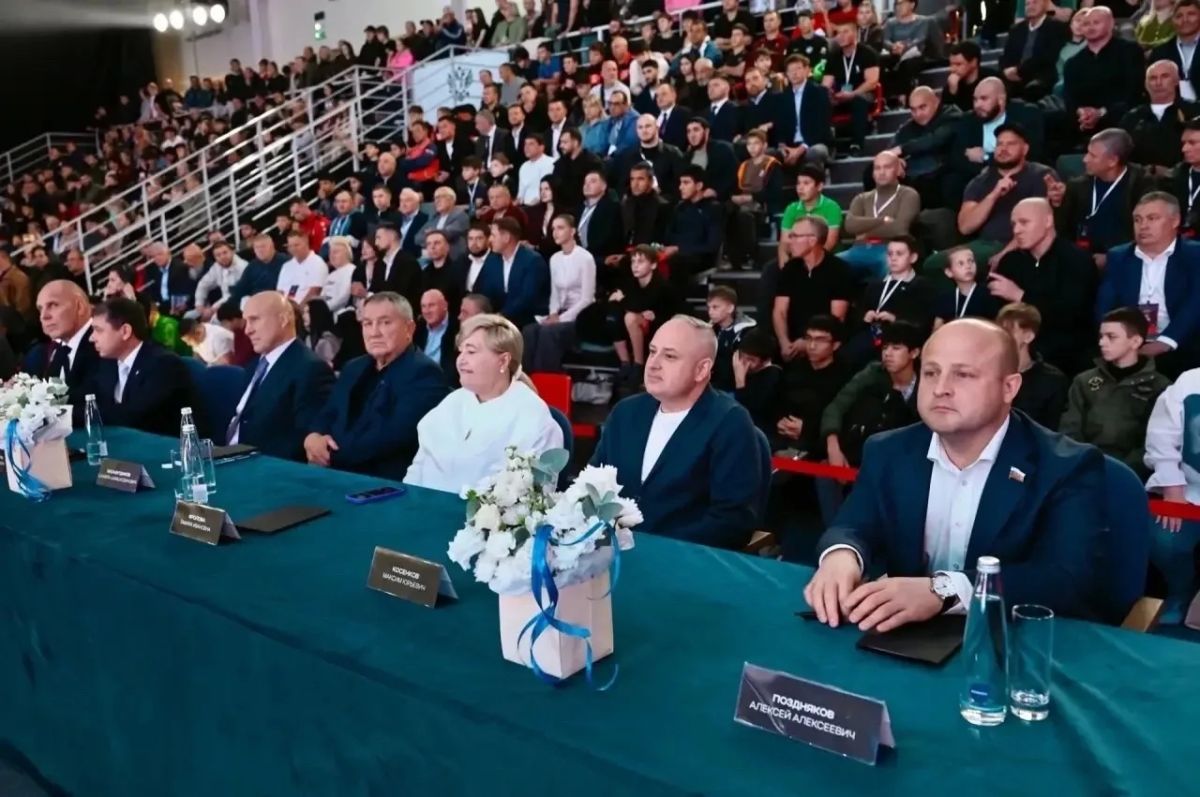 В Тамбовской области проходит Всероссийский турнир по греко-римской борьбе «Мемориал Евгения и Сергея Артюхиных» В Тамбовской области проходит Всероссийский турнир по греко-римской борьбе «Мемориал Евгения и Сергея Артюхиных»