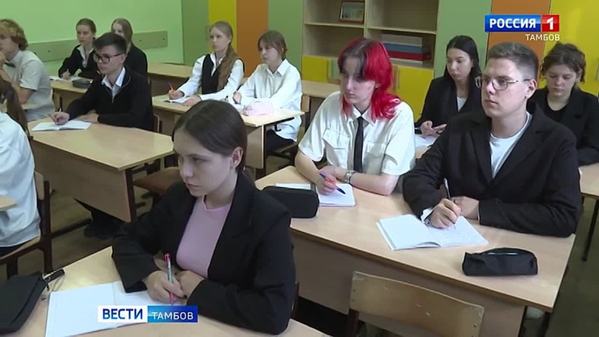Они открывают для нас мир знаний, учат дружить и верить в себя