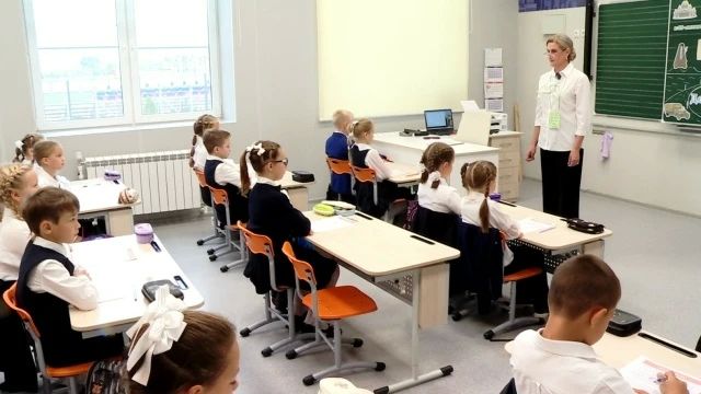 5 октября - День учителя. Главный профессиональный праздник всех тех, кто трудится в сфере образования