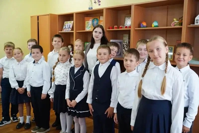 «Меня всегда тянуло к детям»: как жительница Сампурского округа Дарья Игнатушина стала земским учителем «Меня всегда тянуло к детям»: как жительница Сампурского округа Дарья Игнатушина стала земским учителем