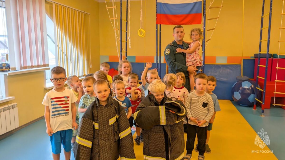 Занятия в детском саду в рамках месячника пожарной безопасности Занятия в детском саду в рамках месячника пожарной безопасности