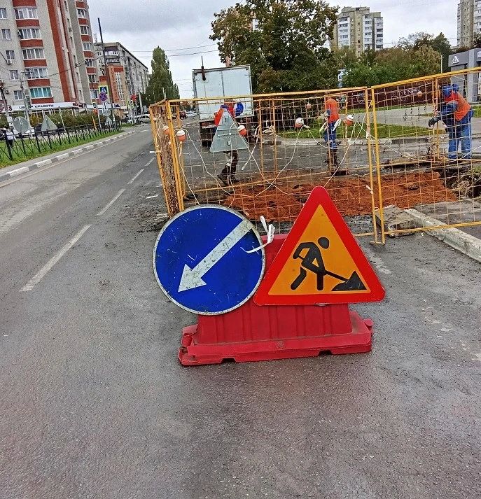 В Тамбове устранили течь на водоводе возле «Кристалла» В Тамбове устранили течь на водоводе возле «Кристалла»