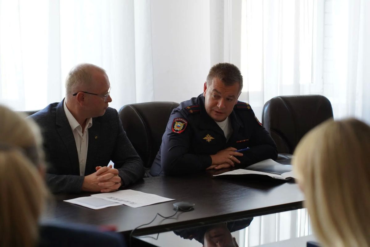 В министерстве образования и науки региона дали старт новому сезону проекта «Профилактическая среда» В министерстве образования и науки региона дали старт новому сезону проекта «Профилактическая среда»