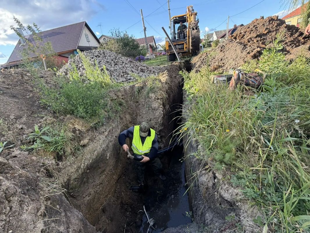 В Рассказове АО «ТСК» реконструирует участок водовода на улице Астраханской В Рассказове АО «ТСК» реконструирует участок водовода на улице Астраханской