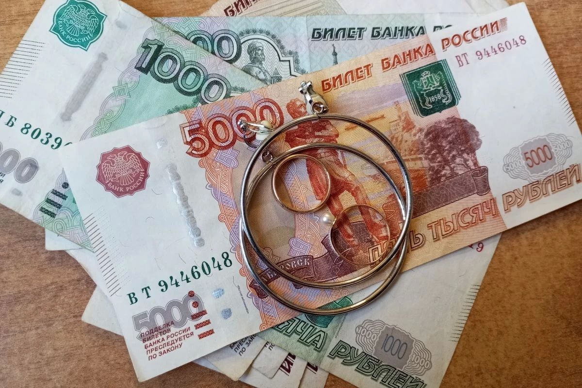 В первом полугодии 2026 года тамбовские ломбарды оформили с жителями более 10,5 тысячи договоров займа, что на 5% больше, чем в аналогичном периоде прошлого года