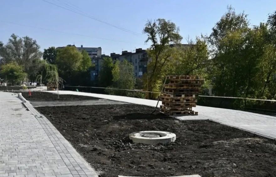 Максим Косенков: Провёл еженедельное рабочее совещание на одном из ключевых объектов благоустройства этого года — набережной реки Студенец Максим Косенков: Провёл еженедельное рабочее совещание на одном из ключевых объектов благоустройства этого года — набережной реки Студенец