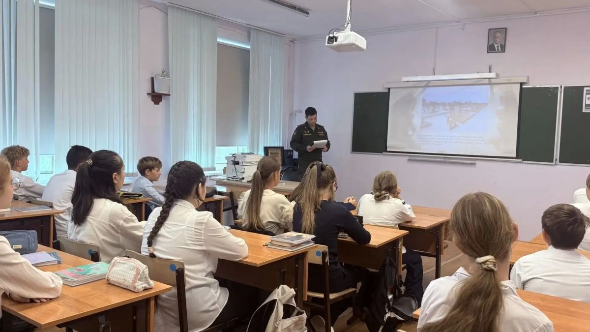 Урок мужества в школе №36: связь поколений и любовь к Родине
