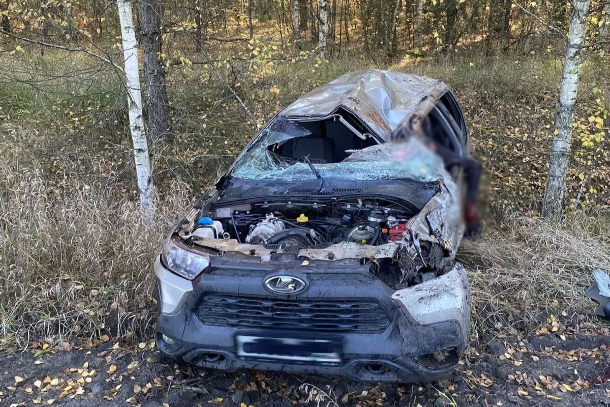 Столкновение двух автомобилей произошло в полдень 13 октября на автодороге «Тамбов-Пенза-Рассказово-Уварово» на территории Уваровского округа