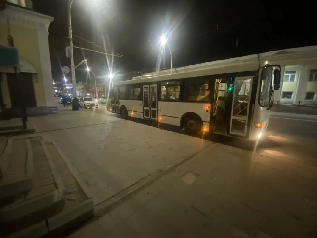 В Тамбове водитель автобуса сбил 16-летнего велосипедиста, упавшего на дорогу
